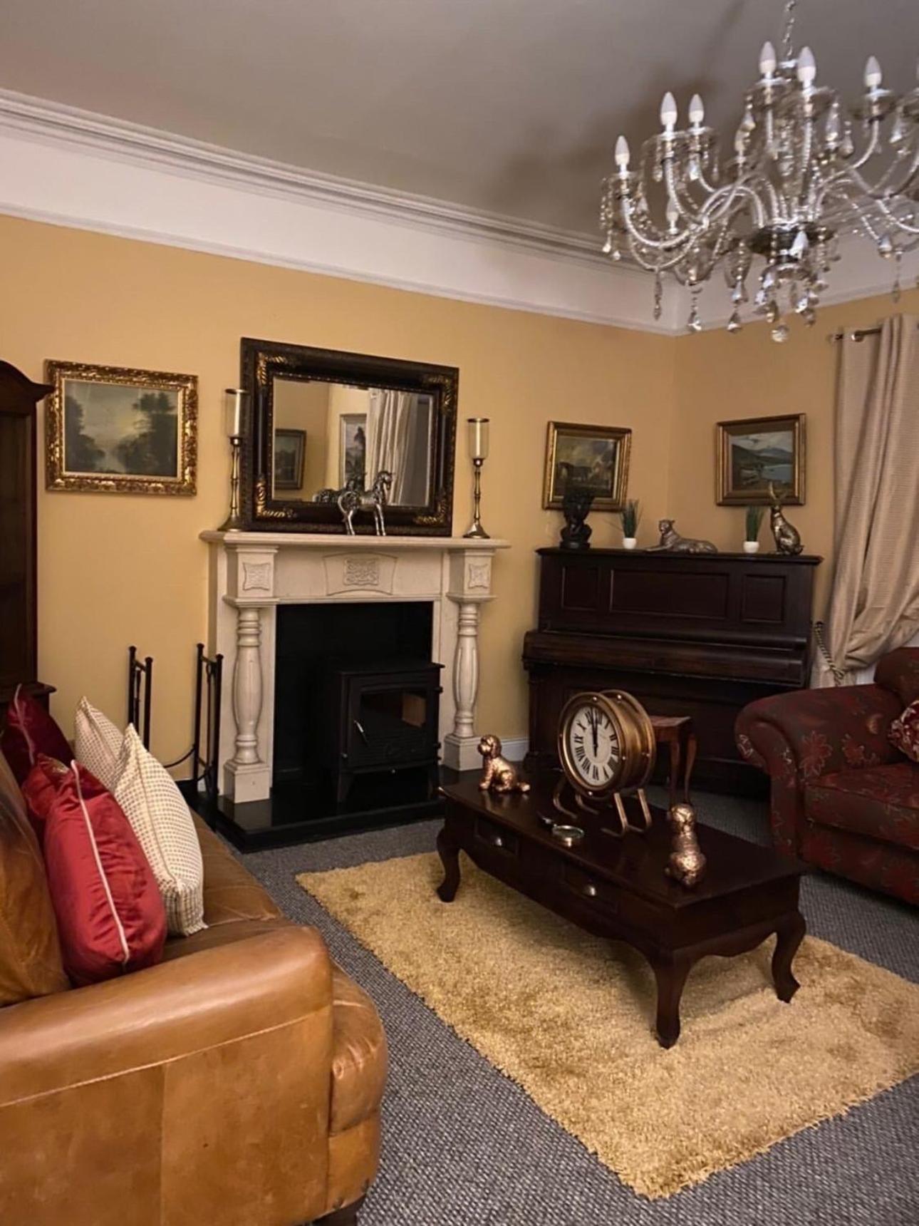 Mount Eagle - Sleeps 24