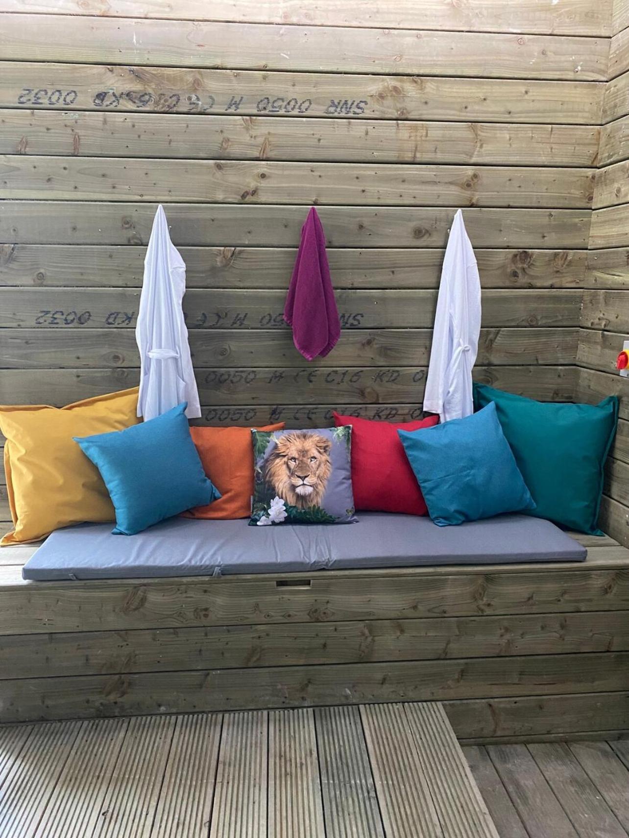 Mount Eagle - Sleeps 24