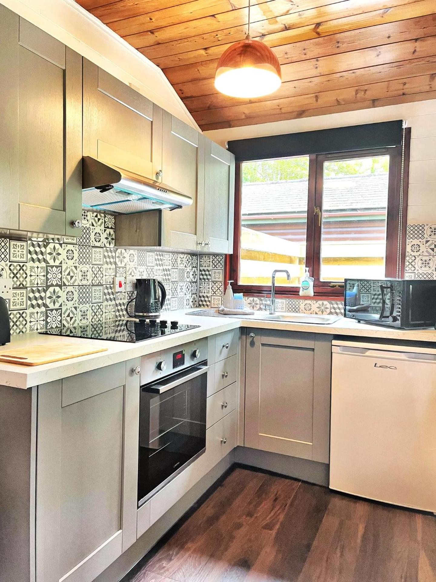 Magpie 4 Hot Tub Huntersmoon-Warminster-Bath-Salisbury