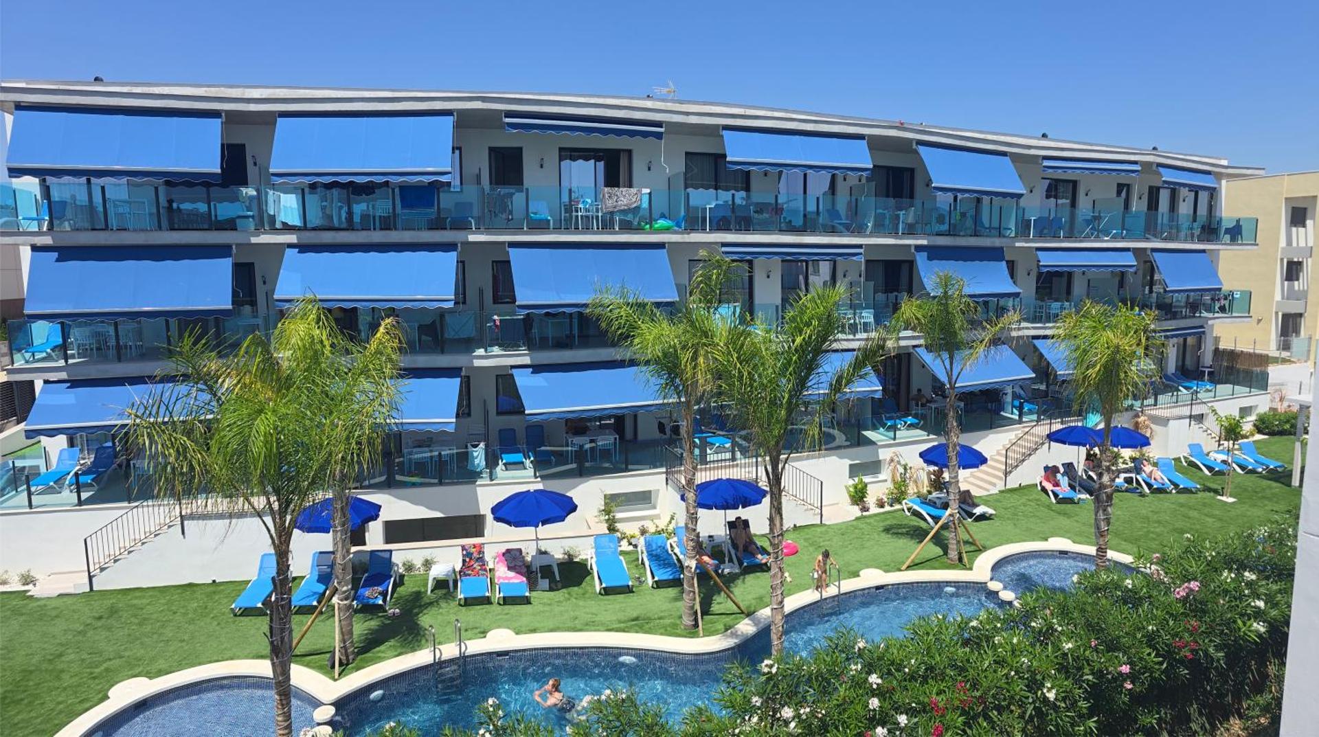 AZAHAR BEACH Blue Apartments & Spa