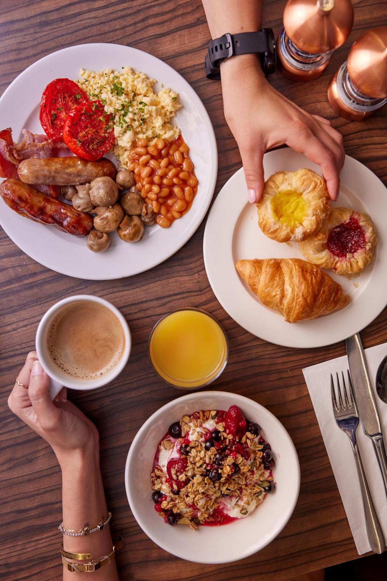 Restaurant/places to eat