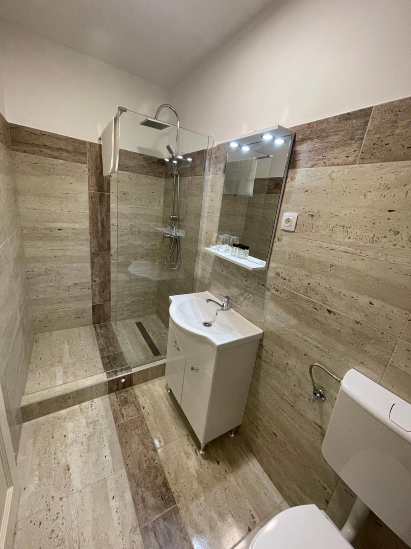 Airport Wanderer Inn - Vándor fogadó