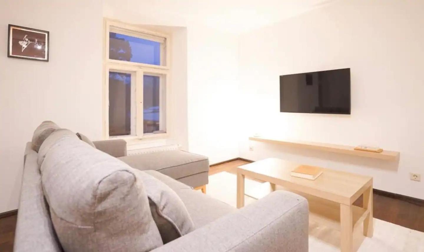 Authentic Austrian Flat in the South of Vienna