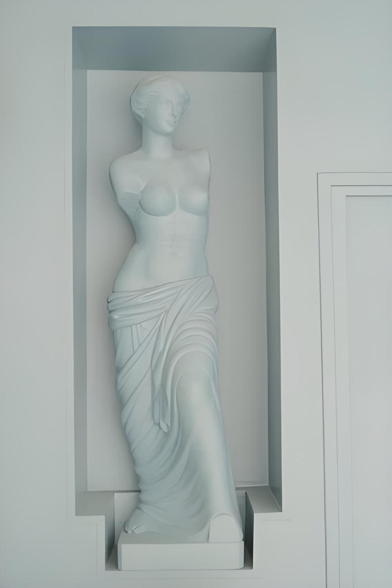 Hipotel Paris Père-Lachaise République