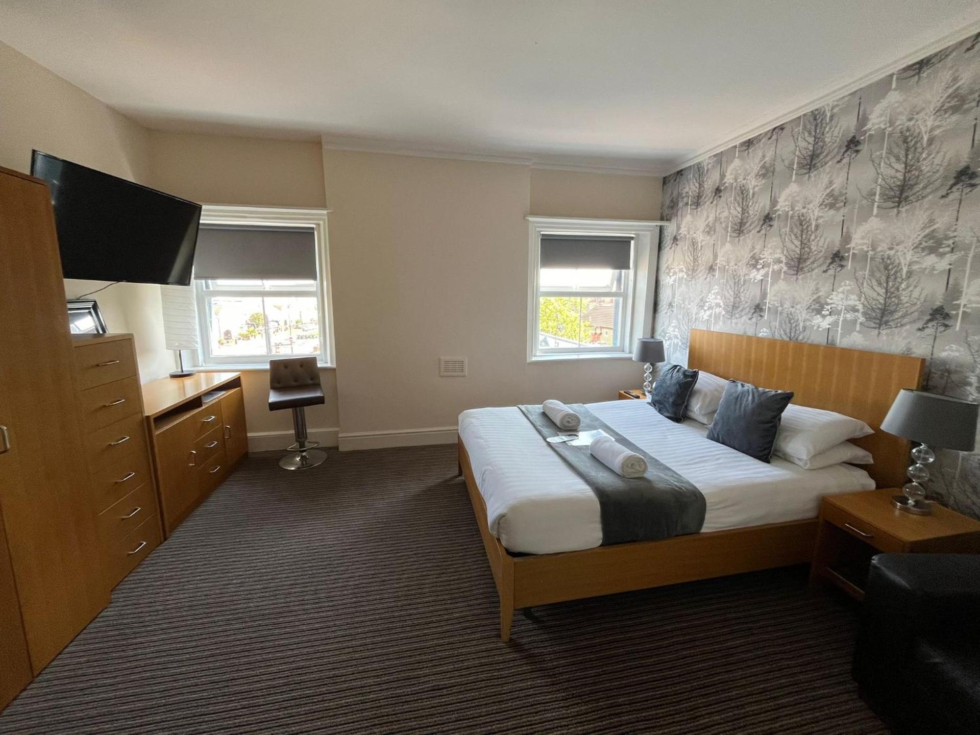 The New Brighton Hotel