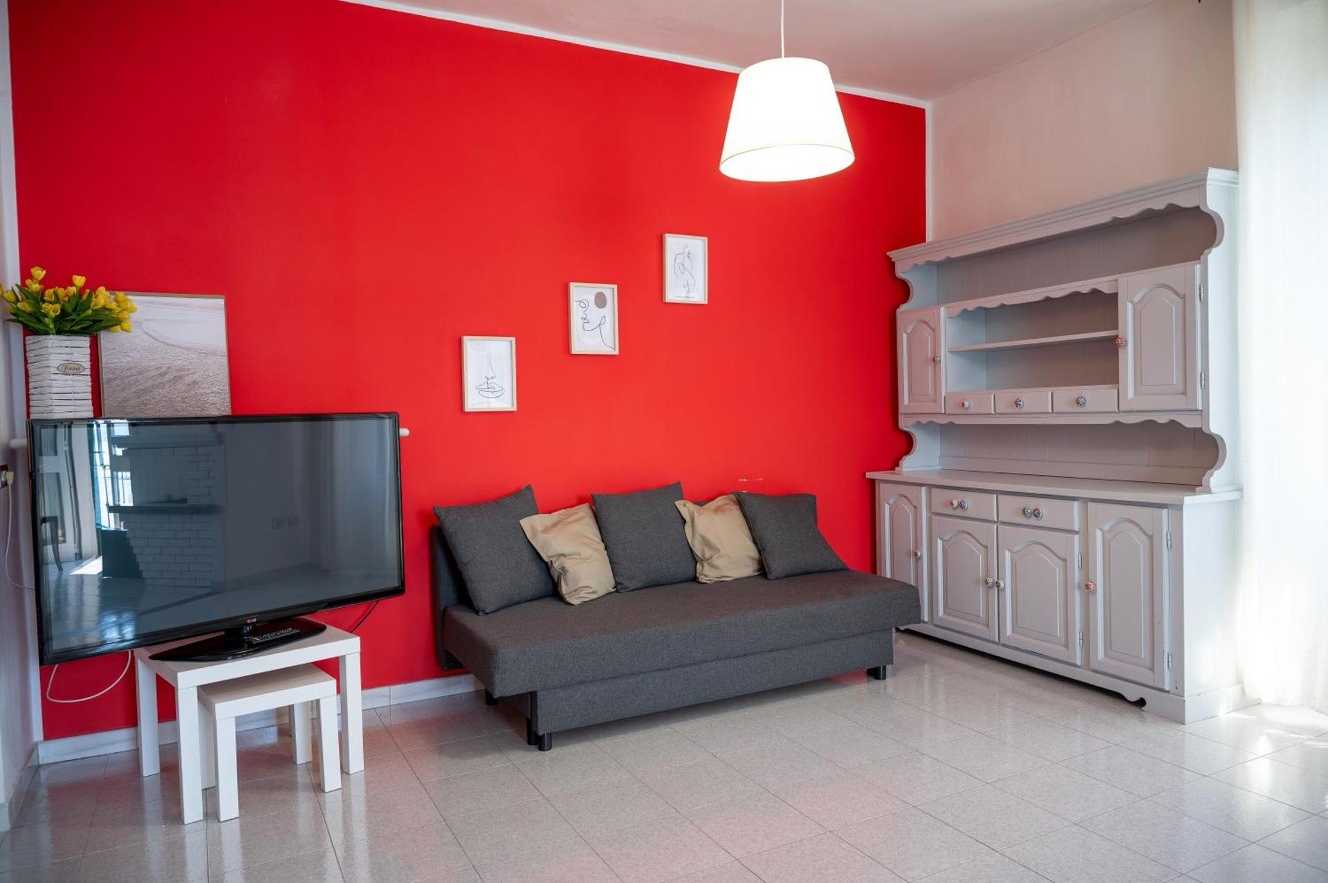 Communal lounge/ TV room