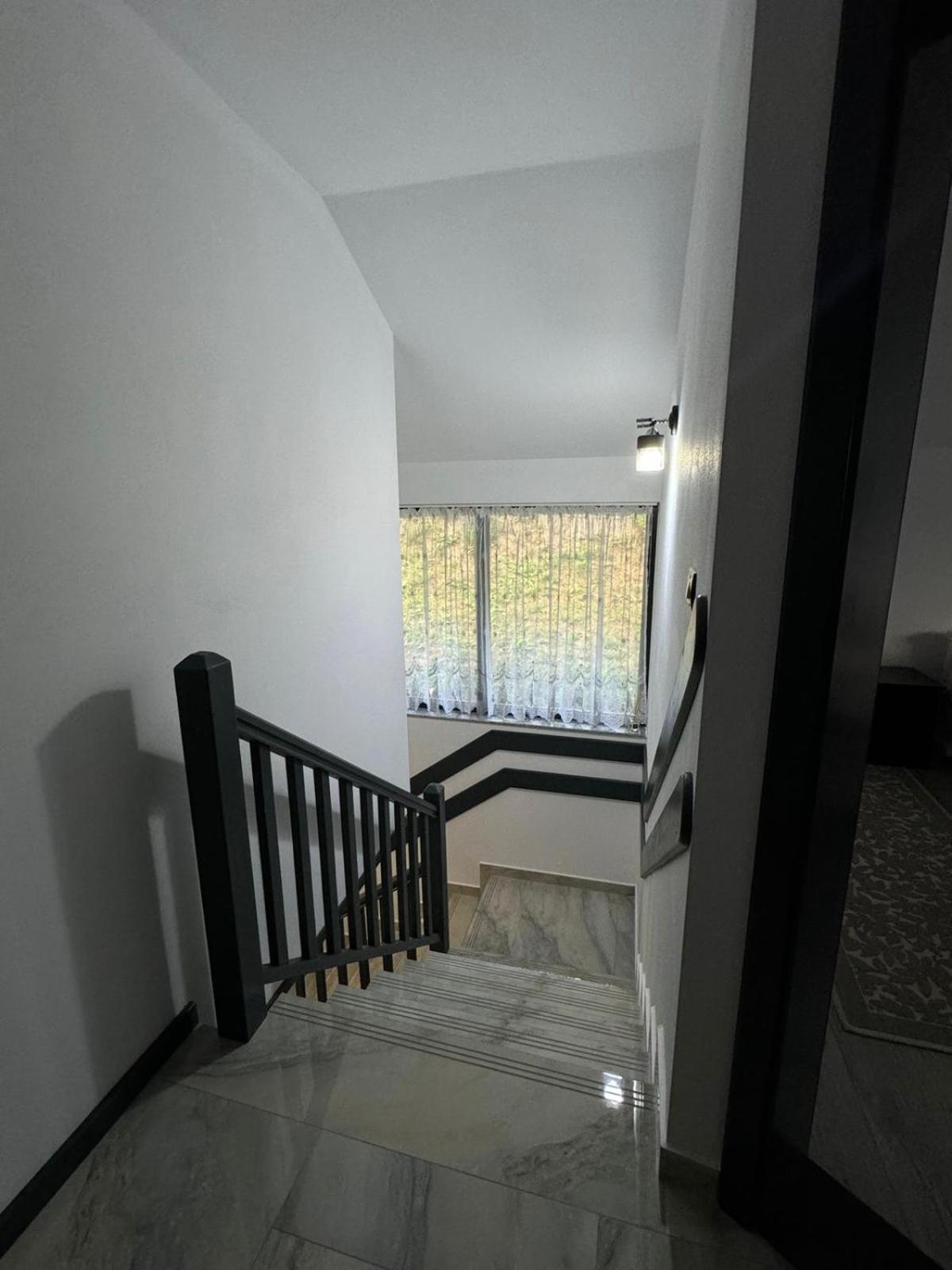 La Ilie la spălătorie