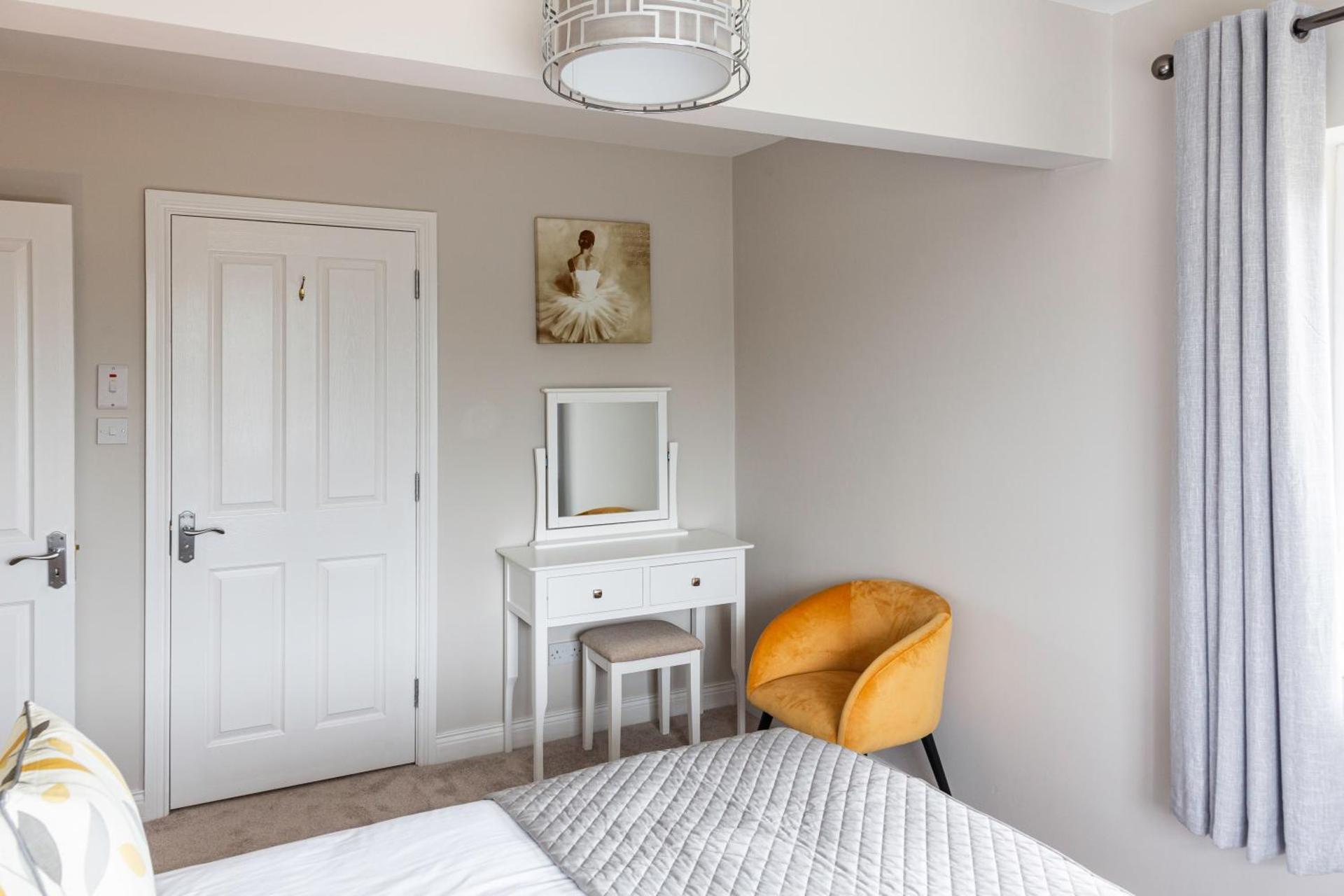 No 1 Killarney Holiday Village Vacation Home