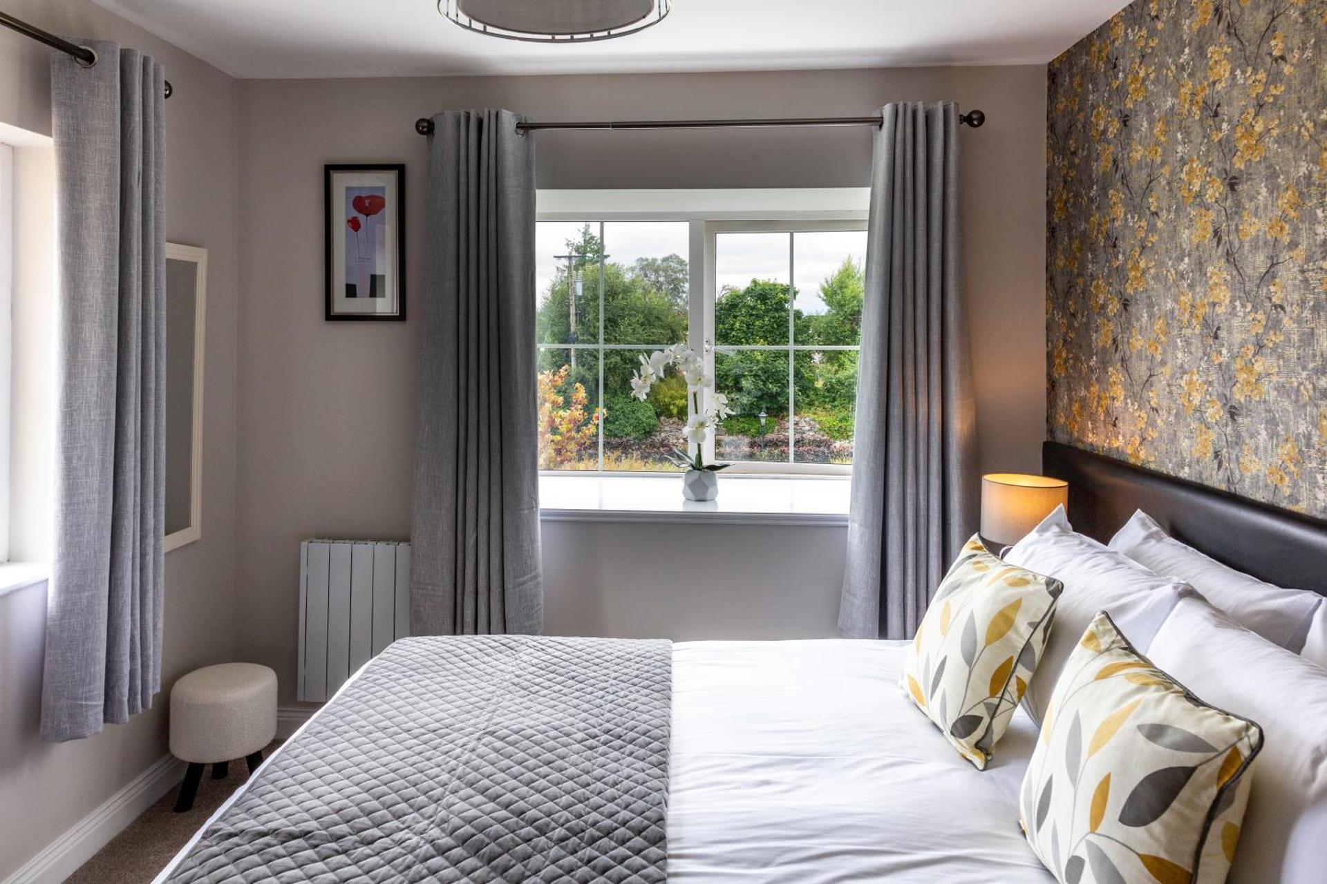 No 1 Killarney Holiday Village Vacation Home