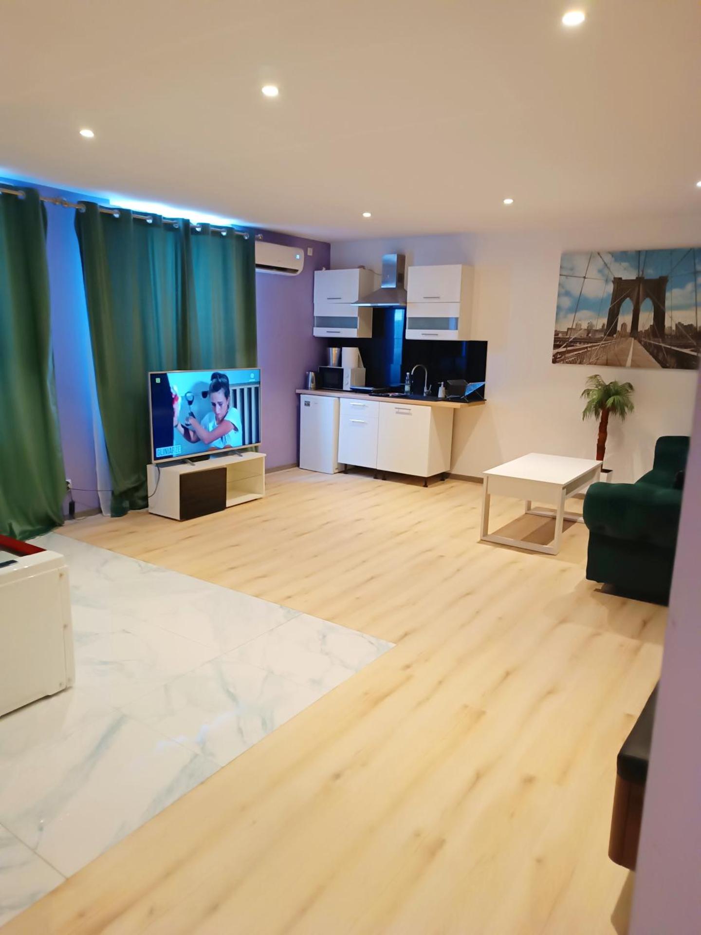 Apartamenty Jacuzzi, klima, wifi,