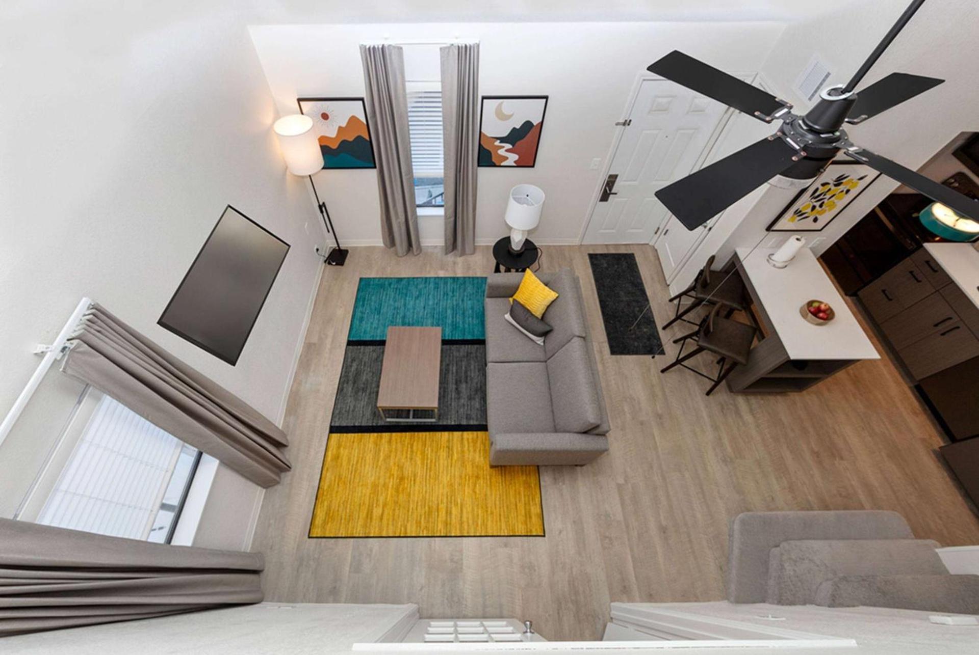 Photo of the whole room