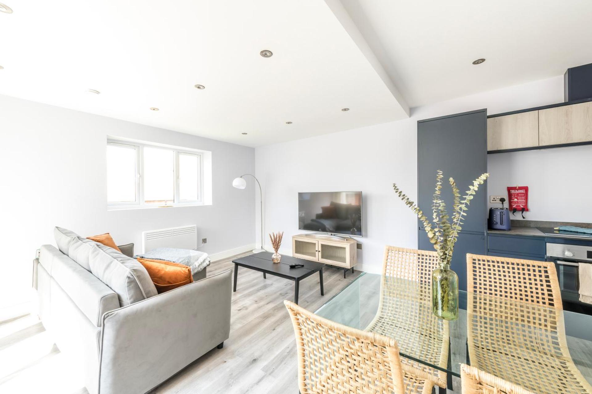 Communal lounge/ TV room