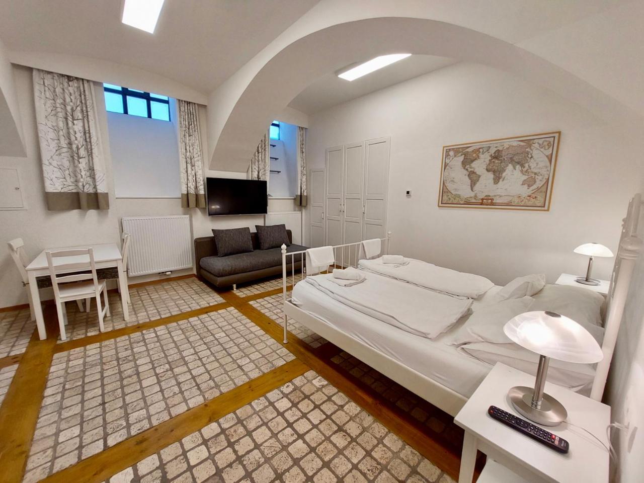 Modern Studios near City Center