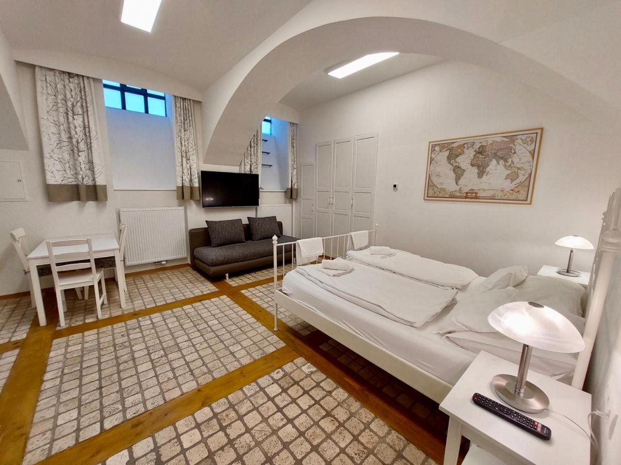 Modern Studios near City Center