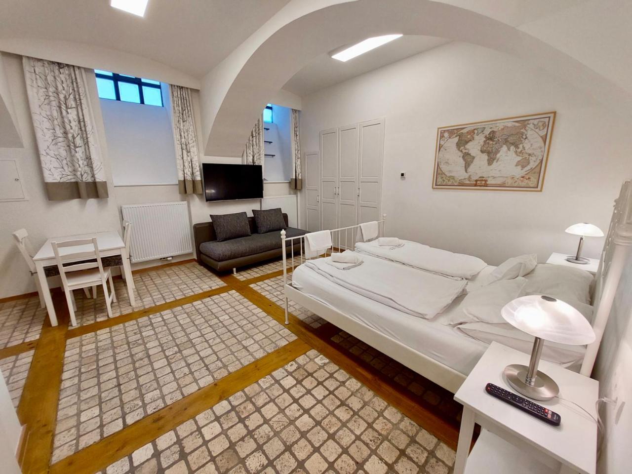 Modern Studios near City Center