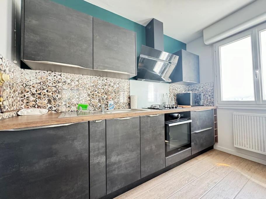 Jolie F3 Berthelot , Tout Equipé - WI-FI , CL-FD Berthelot 10eme