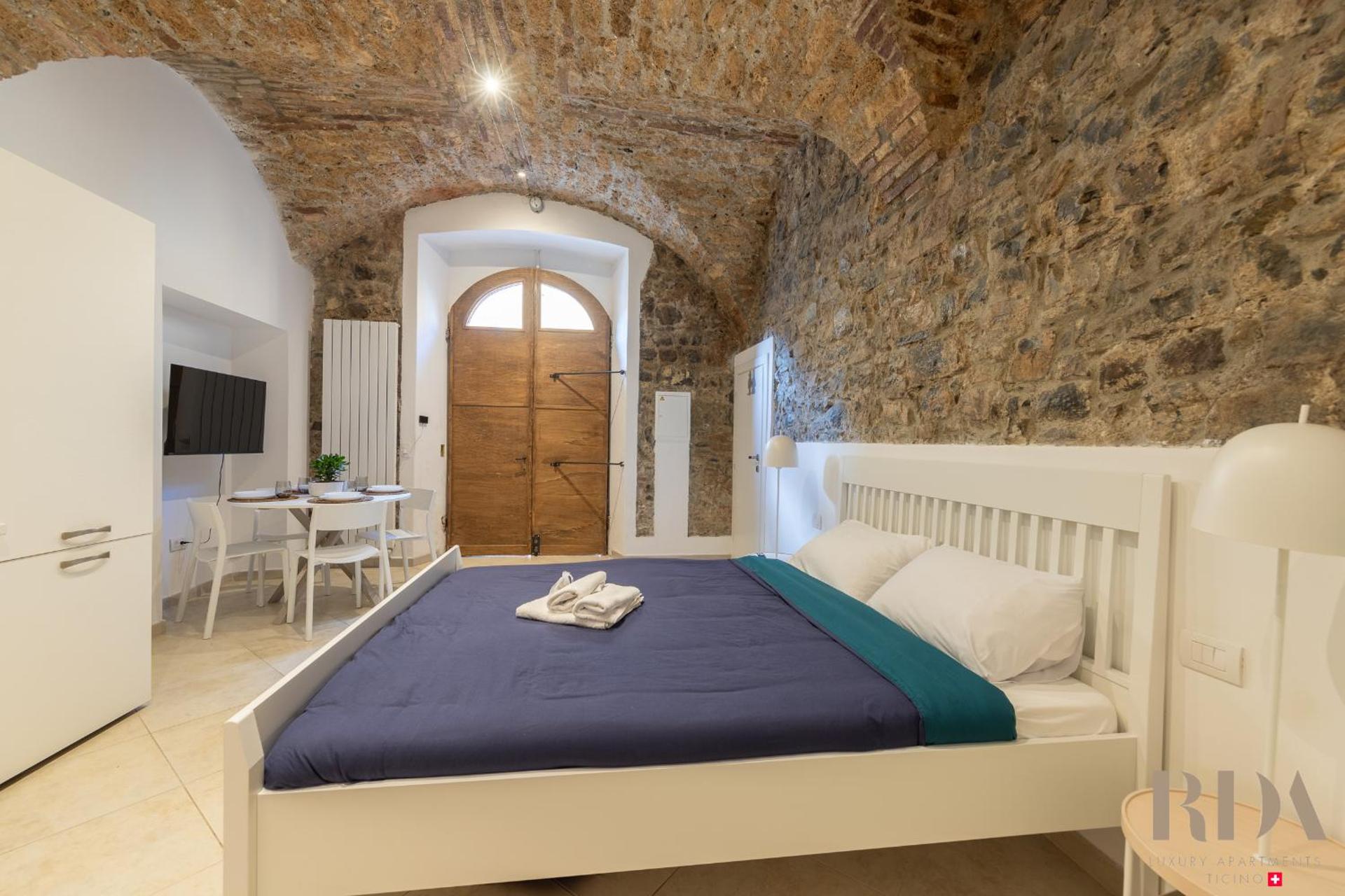 La Grotta 250m dal lago RDA Lux AP