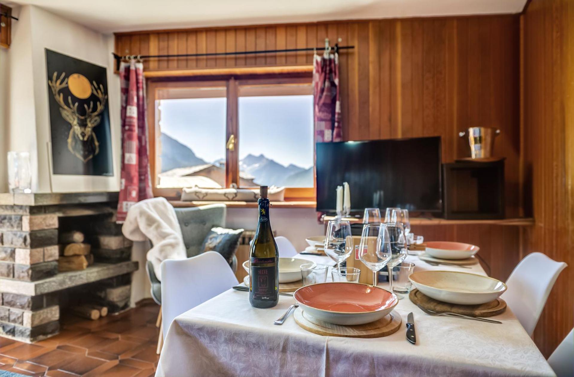 Snowflakes Retreat - Roomy Apartment with a view & Relax Solarium CIR 0133