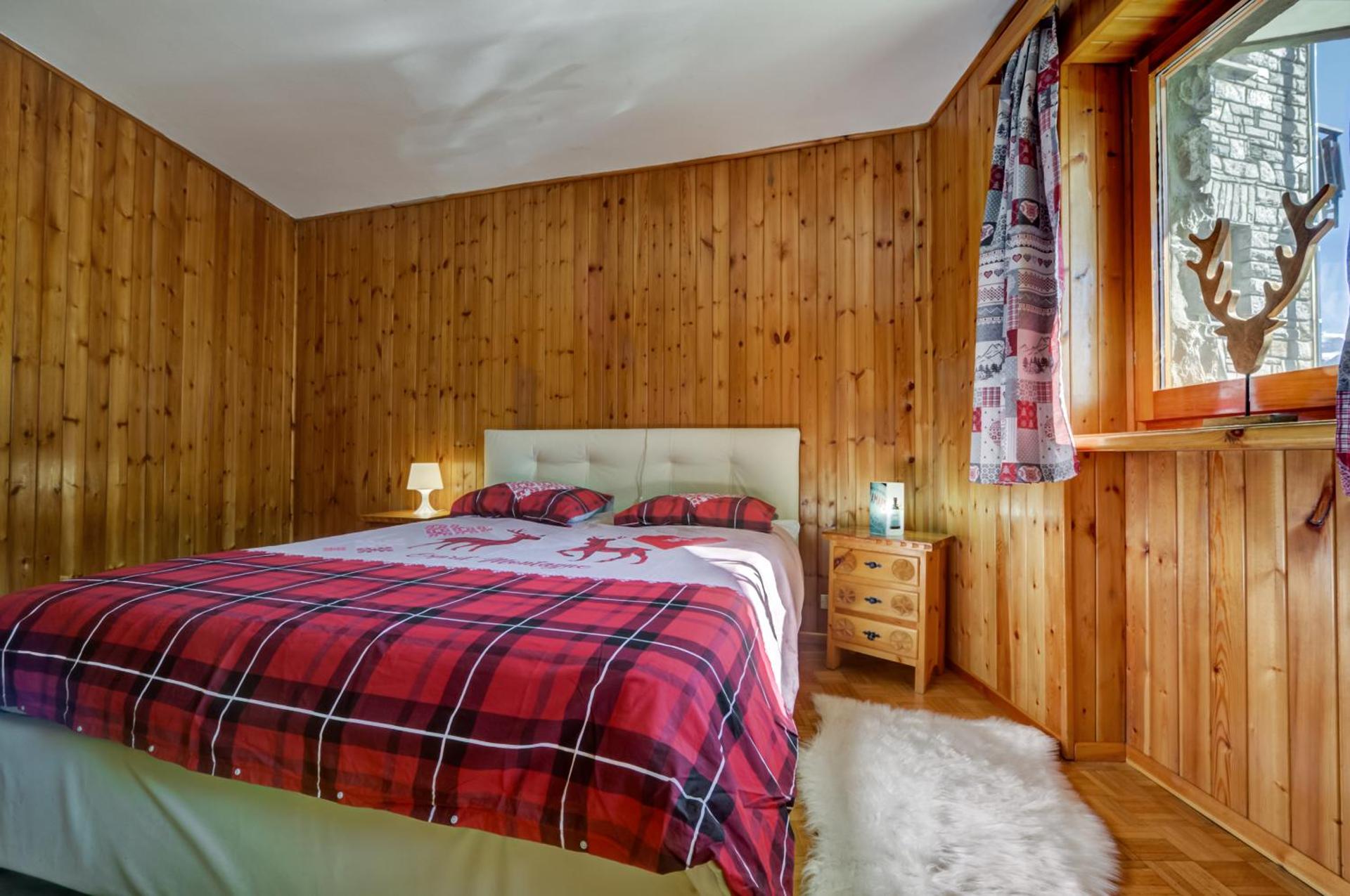 Snowflakes Retreat - Roomy Apartment with a view & Relax Solarium CIR 0133