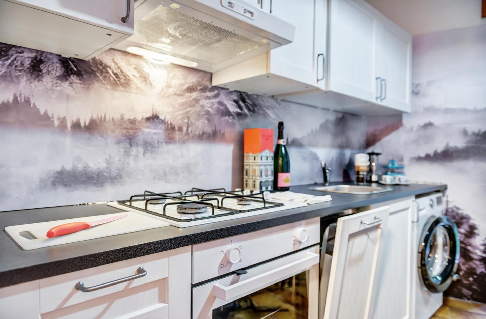 Snowflakes Retreat - Roomy Apartment with a view & Relax Solarium CIR 0133