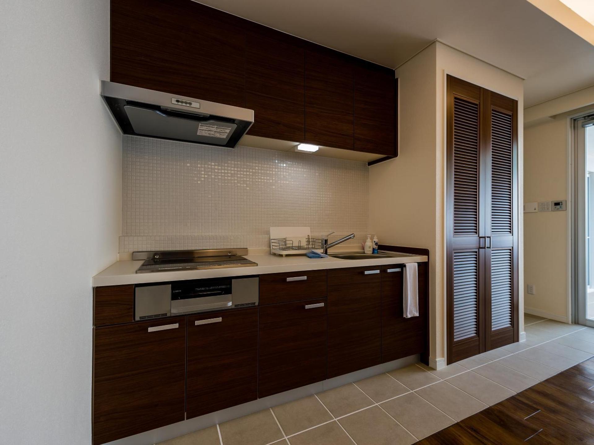 Kitchen or kitchenette
