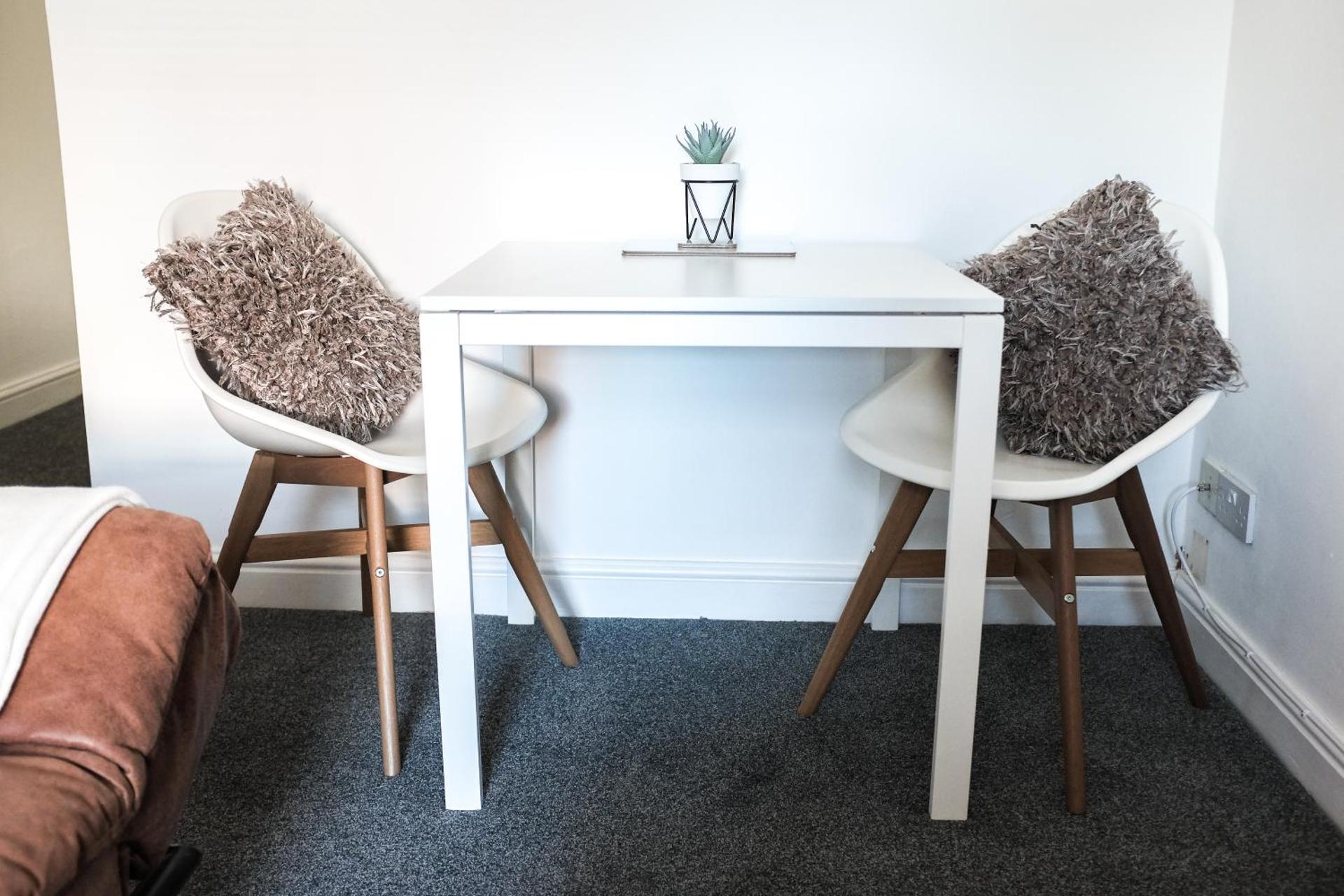 #26b Renovated Portsmouth Flat