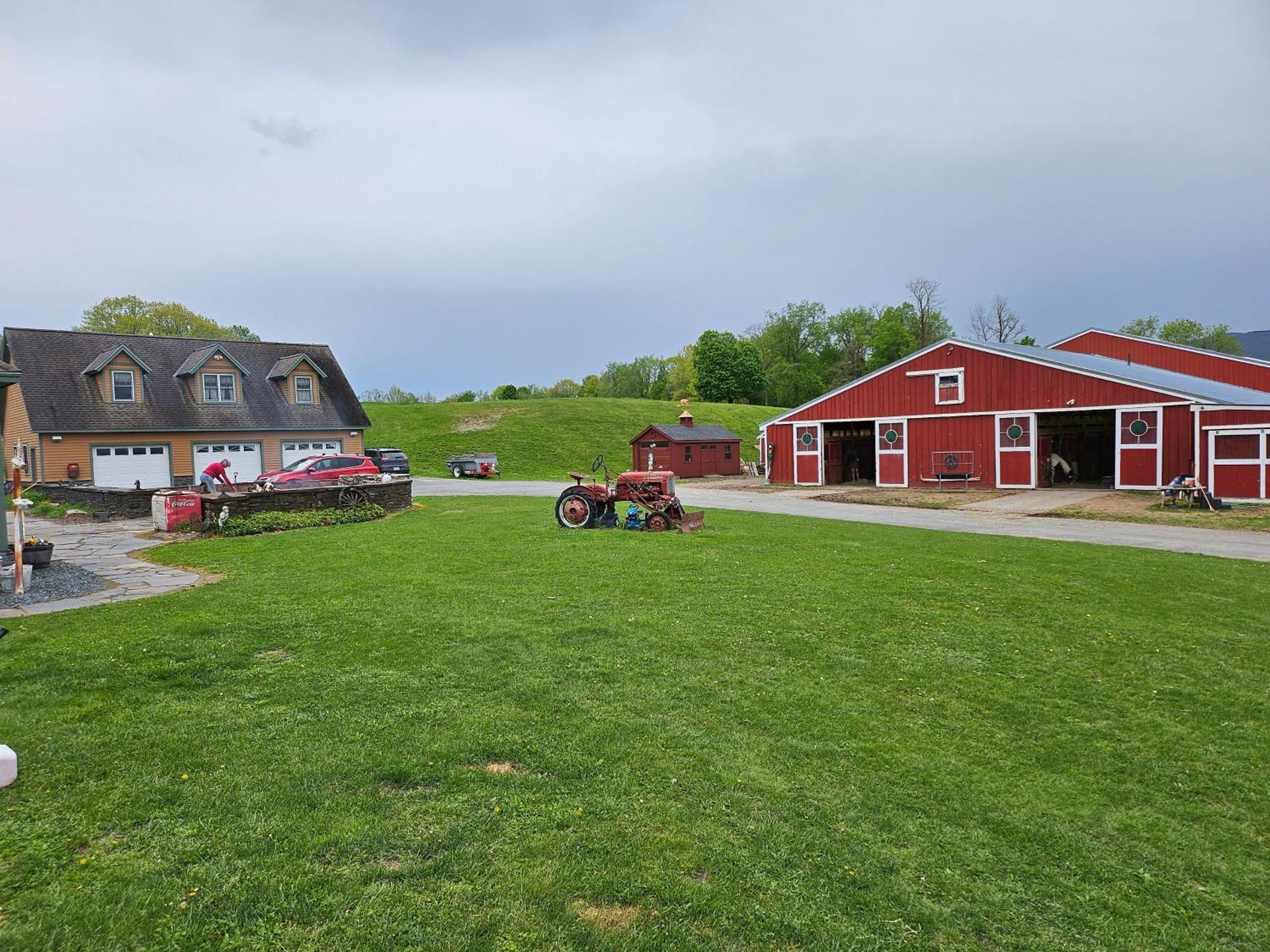 Clover Hill Farm & Country Inn