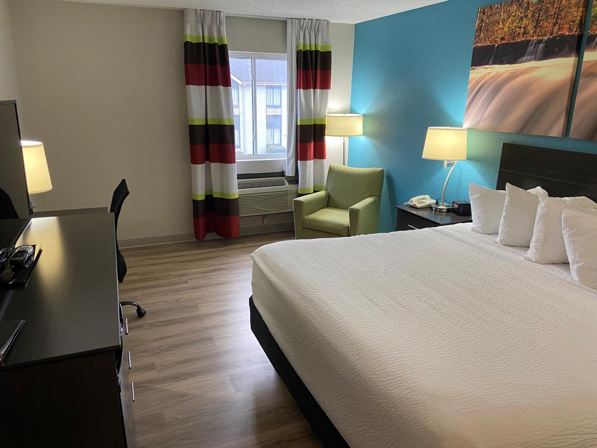 Days Inn by Wyndham Carthage