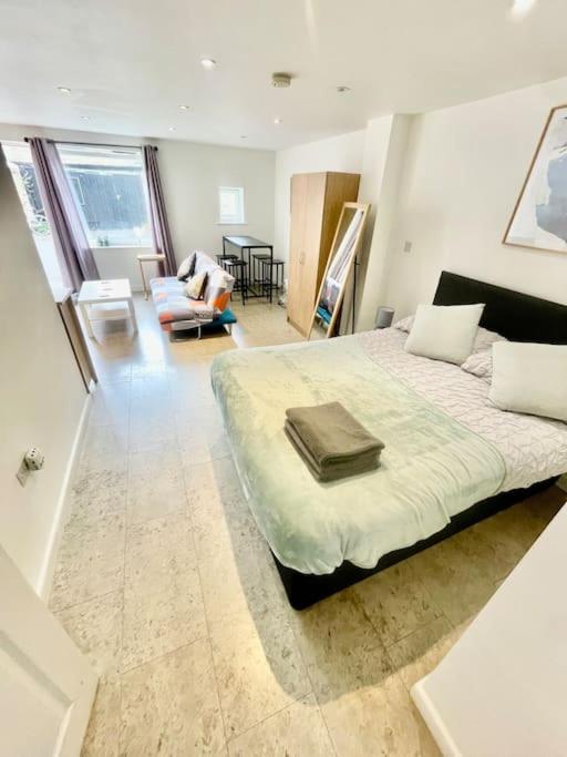 Cambridge City Centre Studio, Sleeps 3
