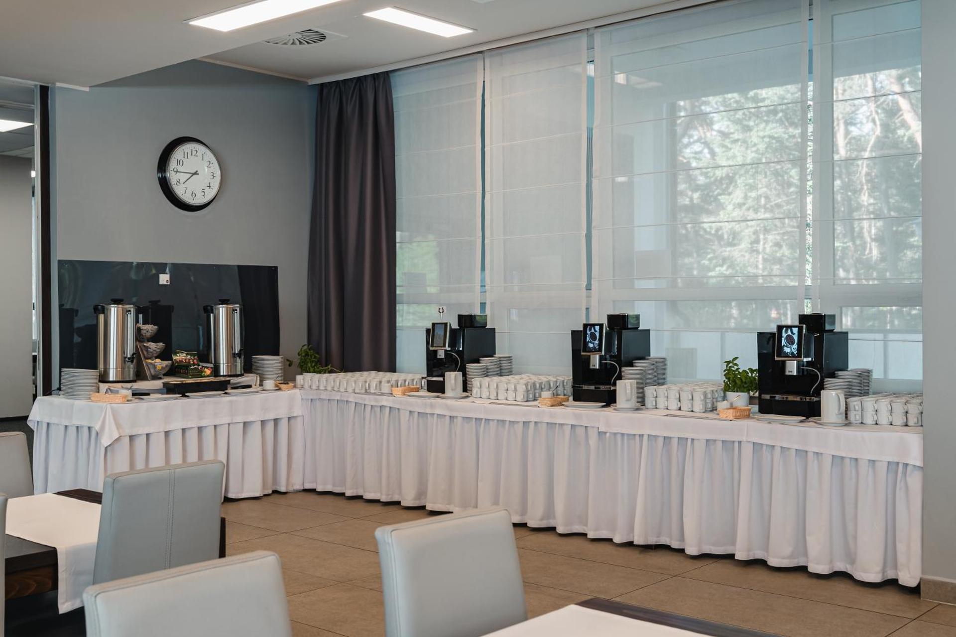 Coffee/tea facilities