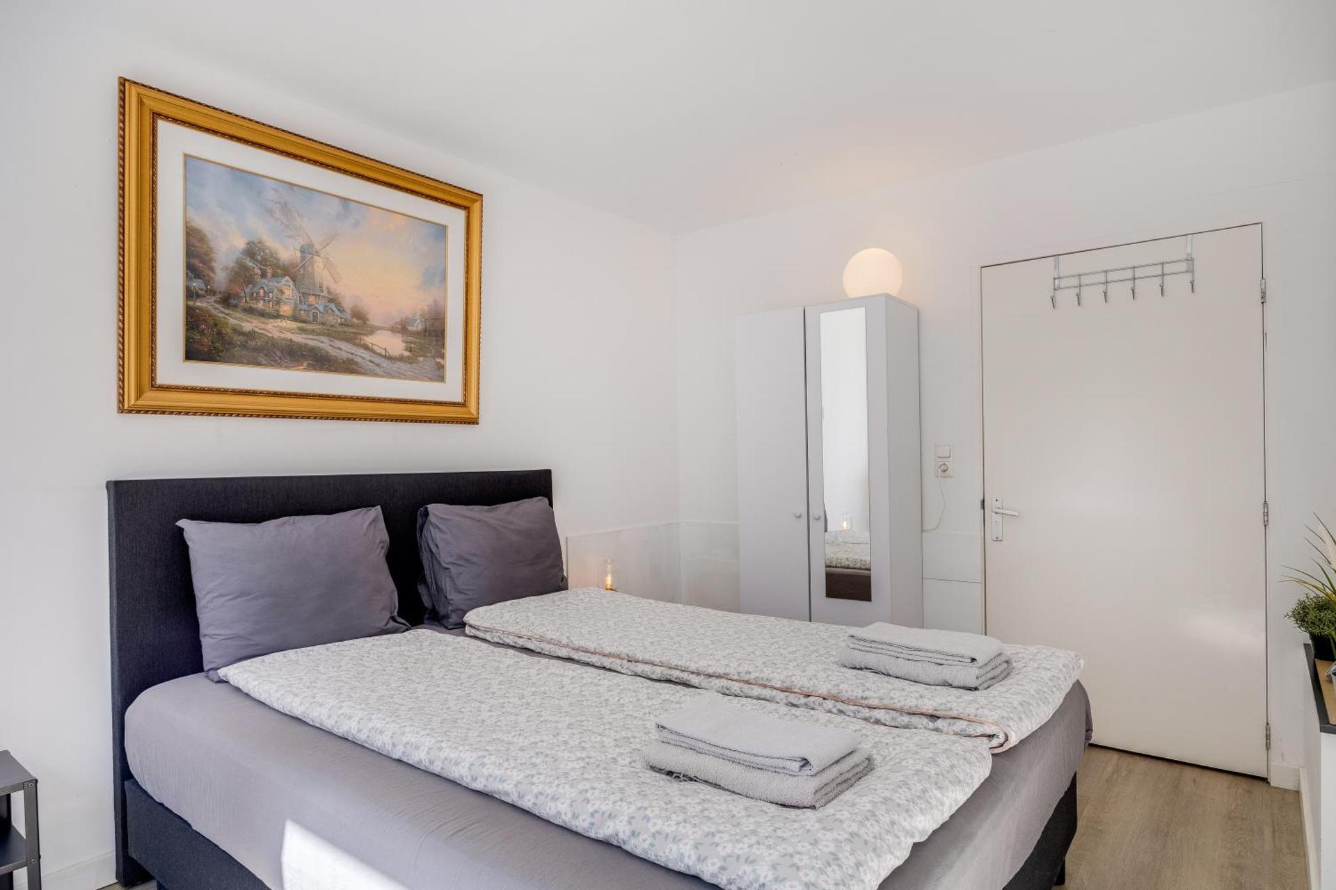 Luxe WELLNESS apartment Apeldoorn with JACUZZI and SAUNA