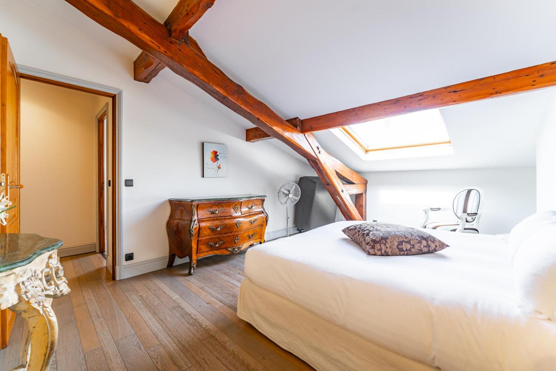 Magnifique Appartement - 160m2 - 3 Chambres - Centre de Bordeaux