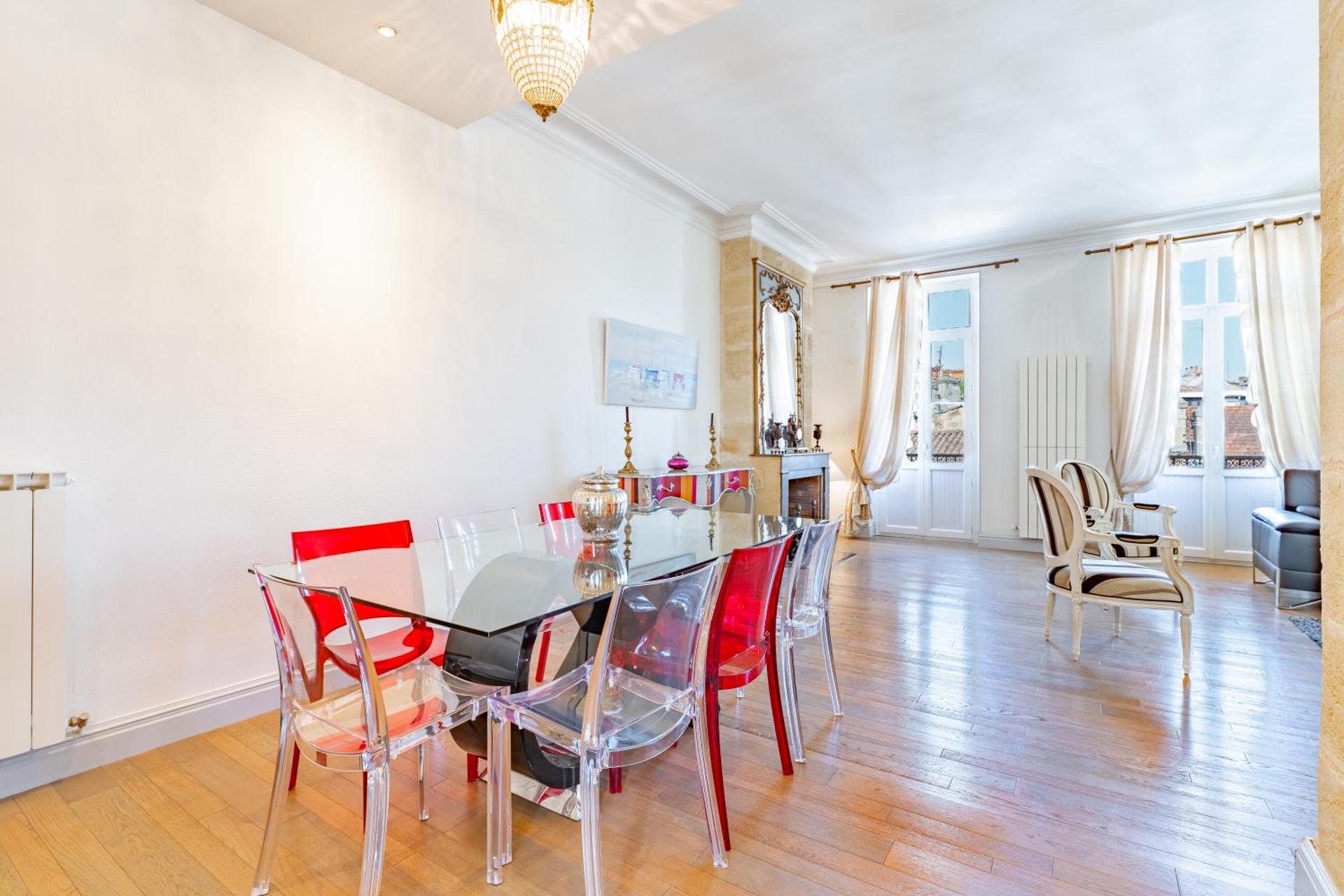 Magnifique Appartement - 160m2 - 3 Chambres - Centre de Bordeaux