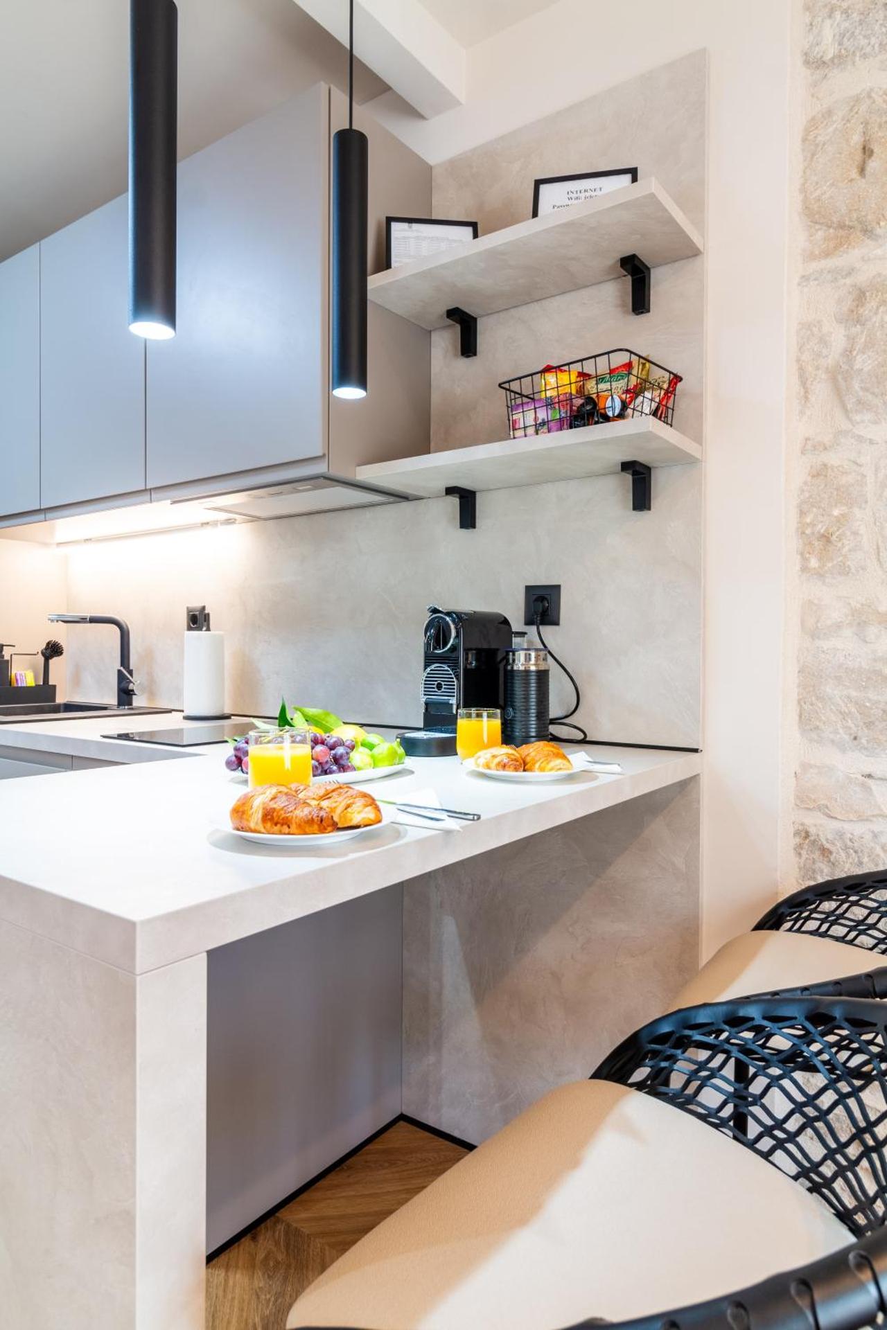 Apartment Centre In Stone House