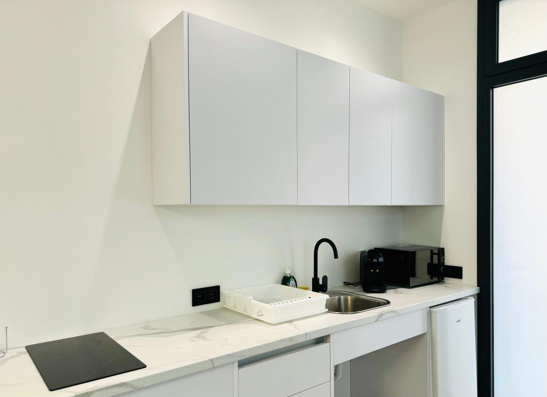 Avakian Valencia Centro