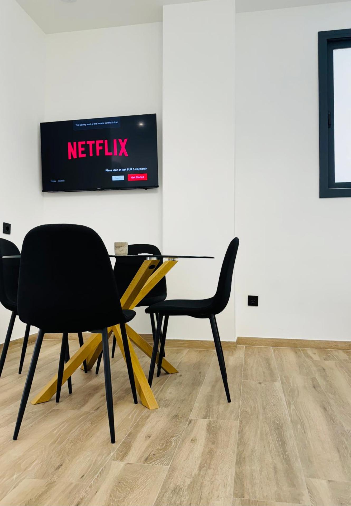 Avakian Valencia Centro