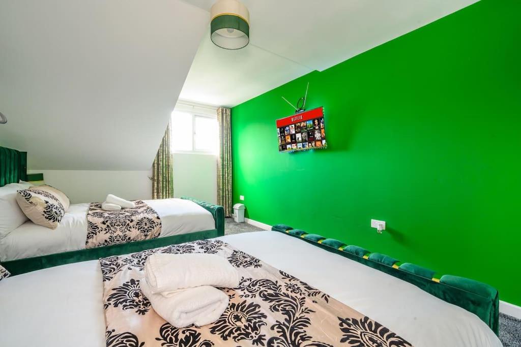 -3F421- For your Relaxed, Cosy stay, Free Parking
