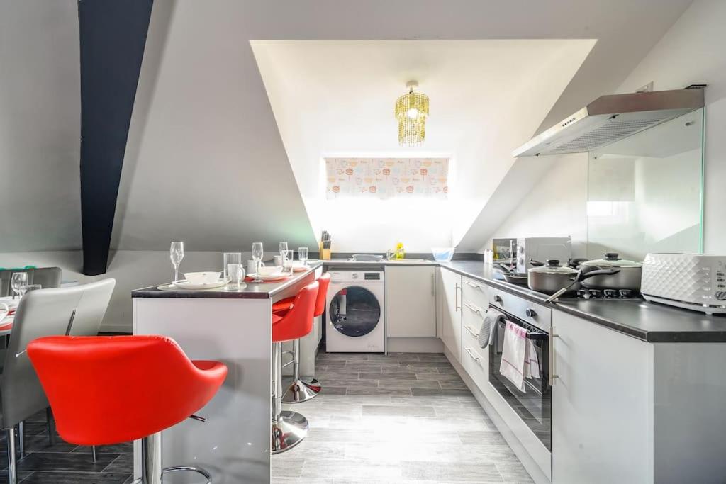 -4F421- For your Relaxed,Cosy stay,Free Parking