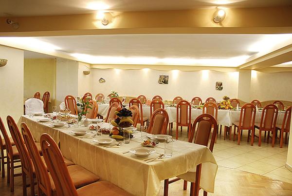 Banquet/Function facilities