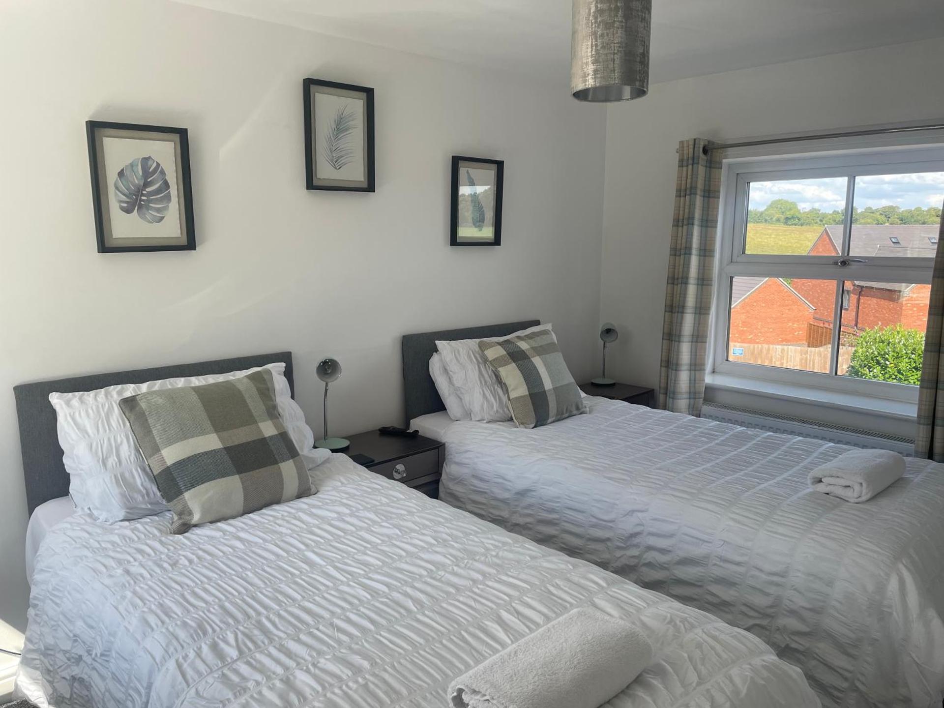 Woodbine Cottage-PART OF ALTON COTTAGES