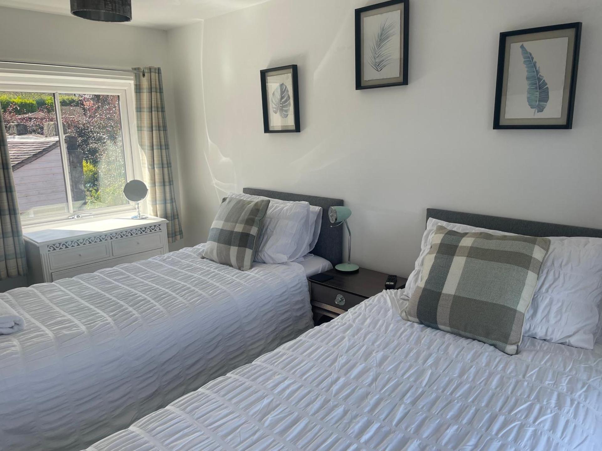 Woodbine Cottage-PART OF ALTON COTTAGES