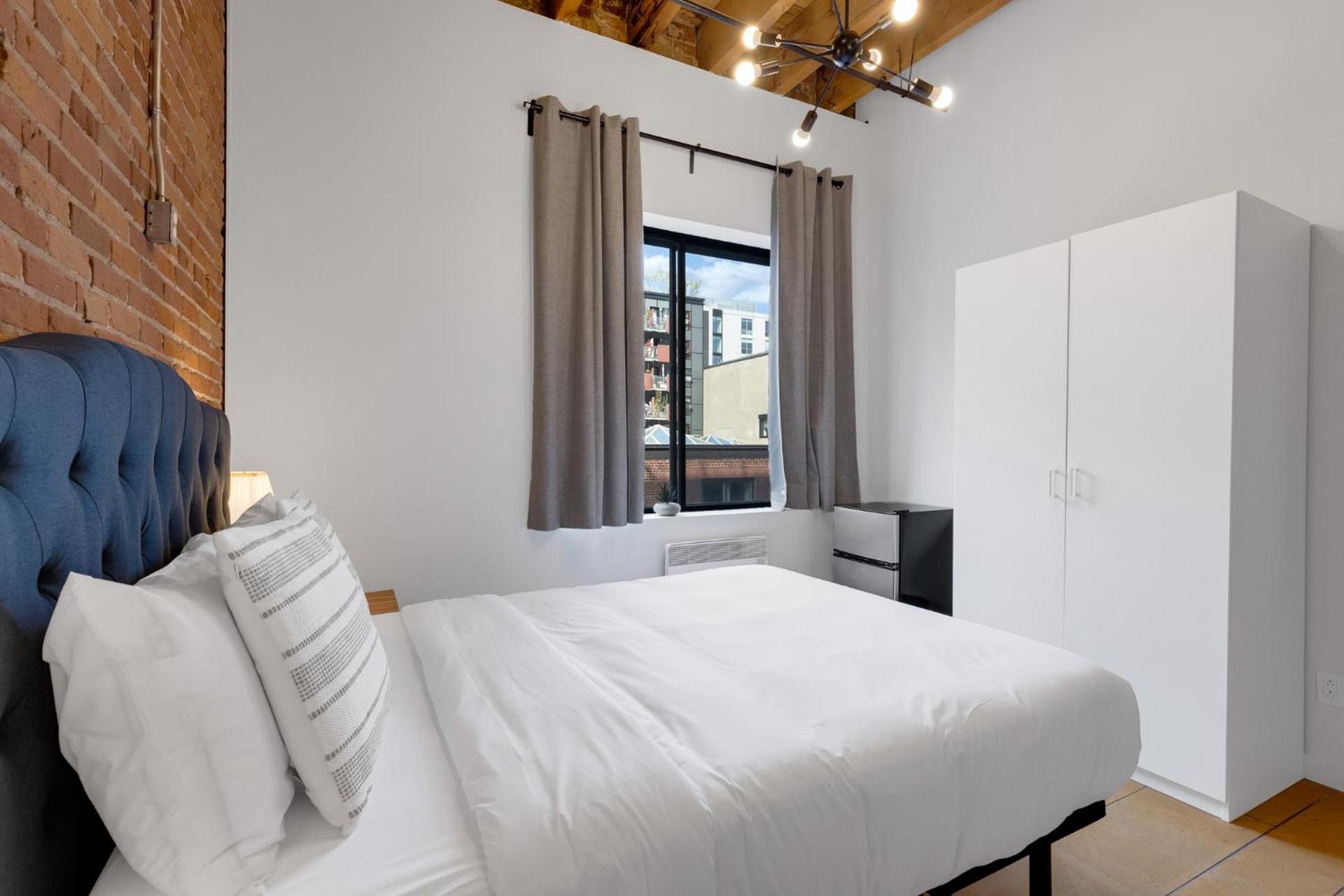 The Little Prince Rooms-Old Montreal