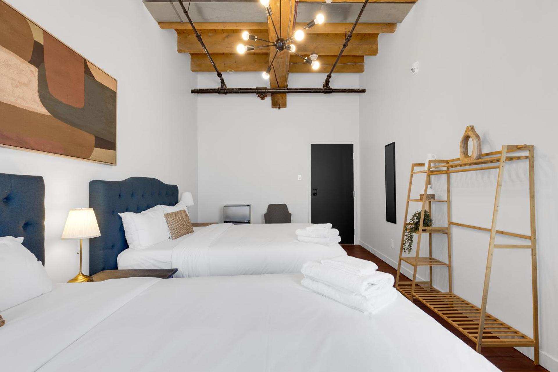 The Little Prince Rooms-Old Montreal