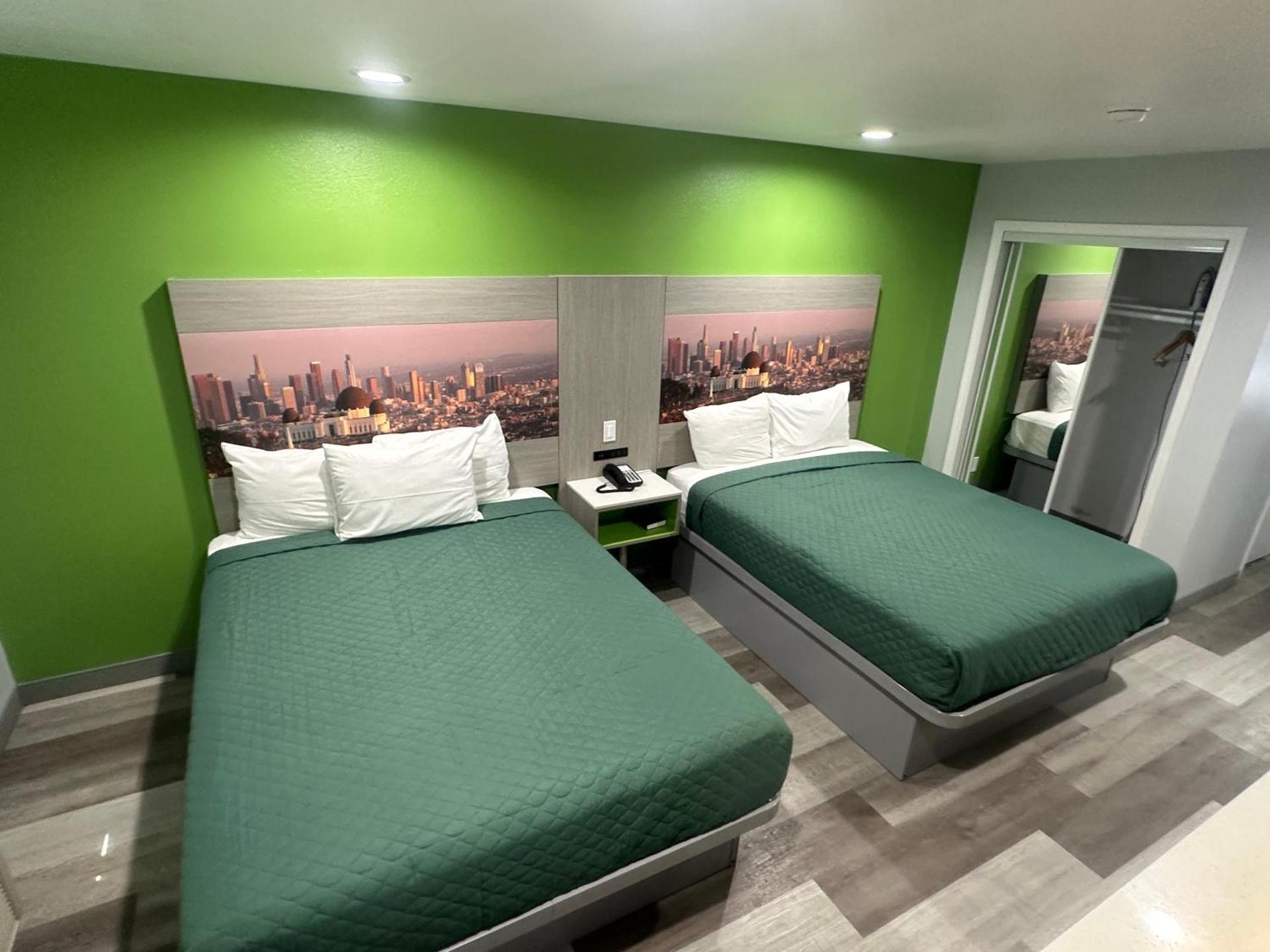 Queen Room with Two Queen Beds - Non-Smoking