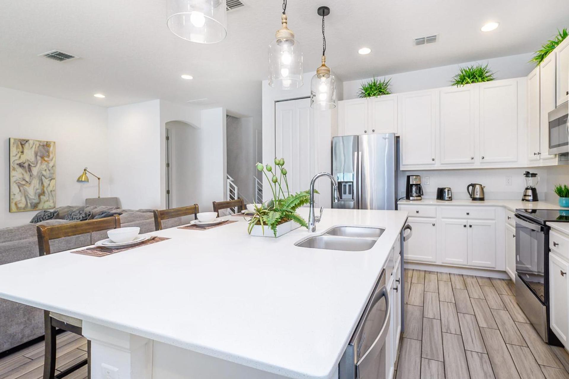 Kitchen or kitchenette