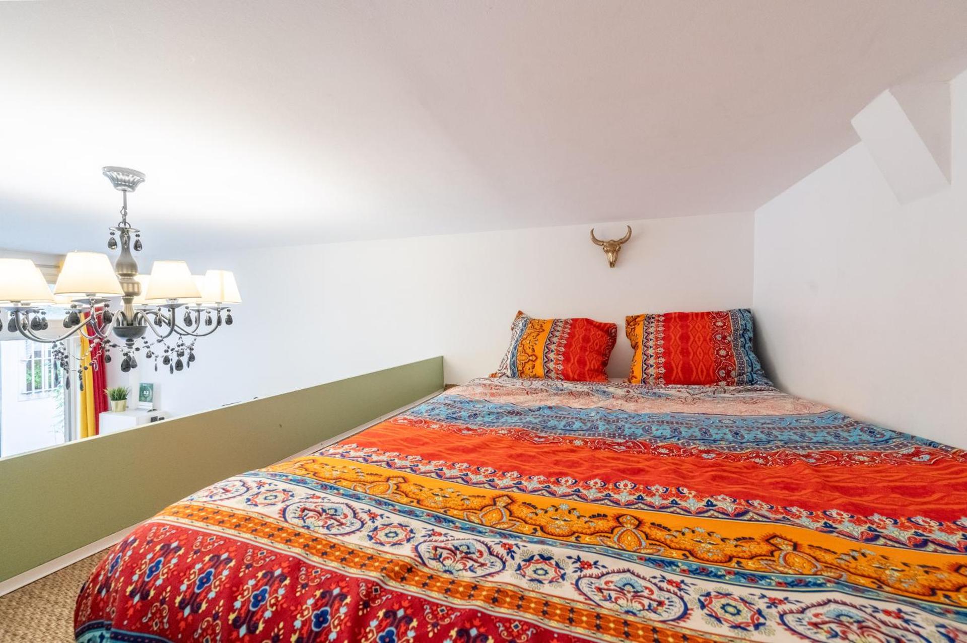 Little boudoir of Paris Champs-Elysées