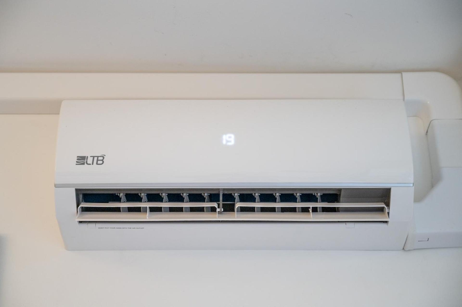 Little boudoir of Paris Champs-Elysées