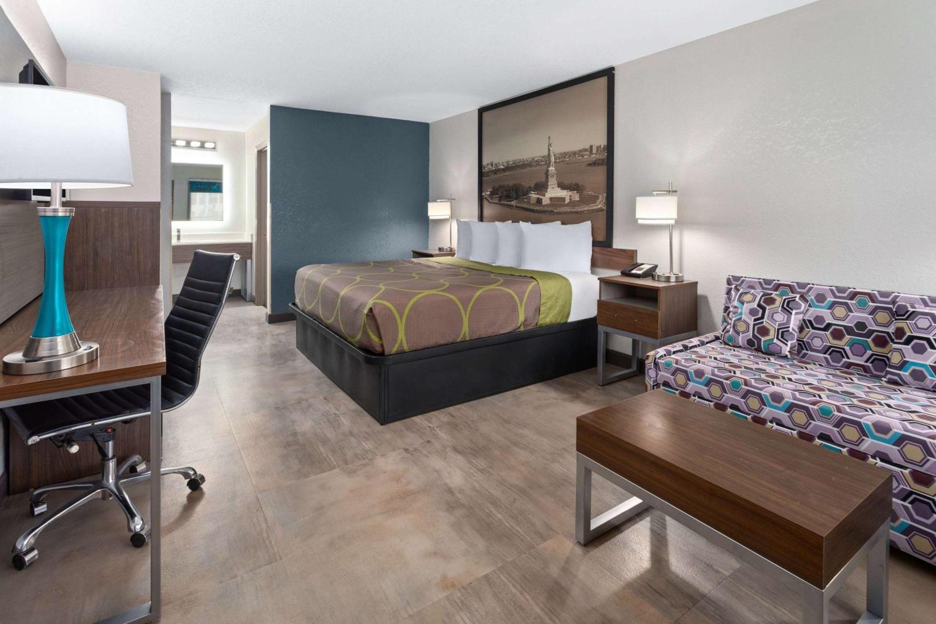 Photo of the whole room