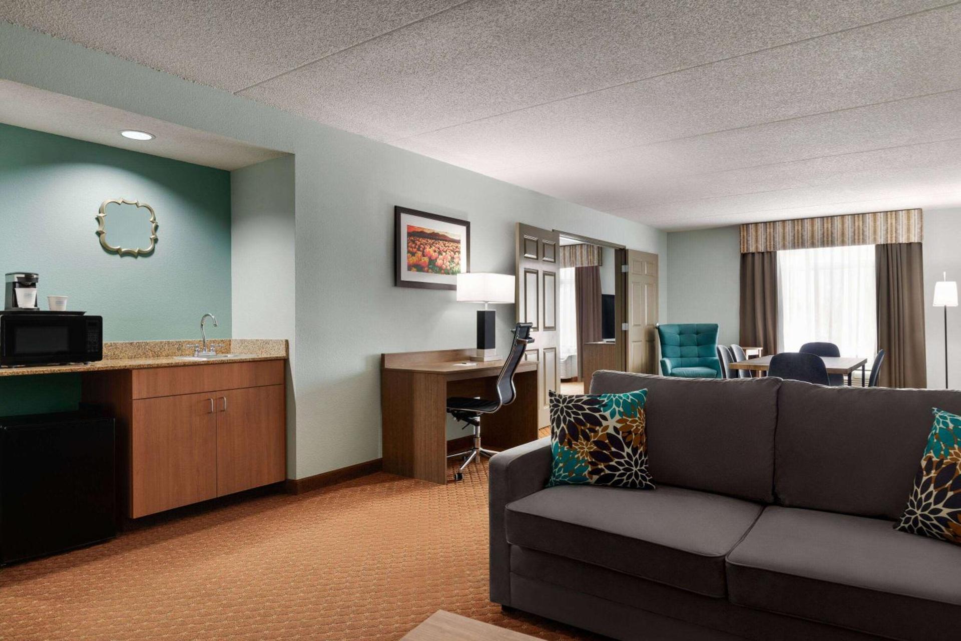 Photo of the whole room