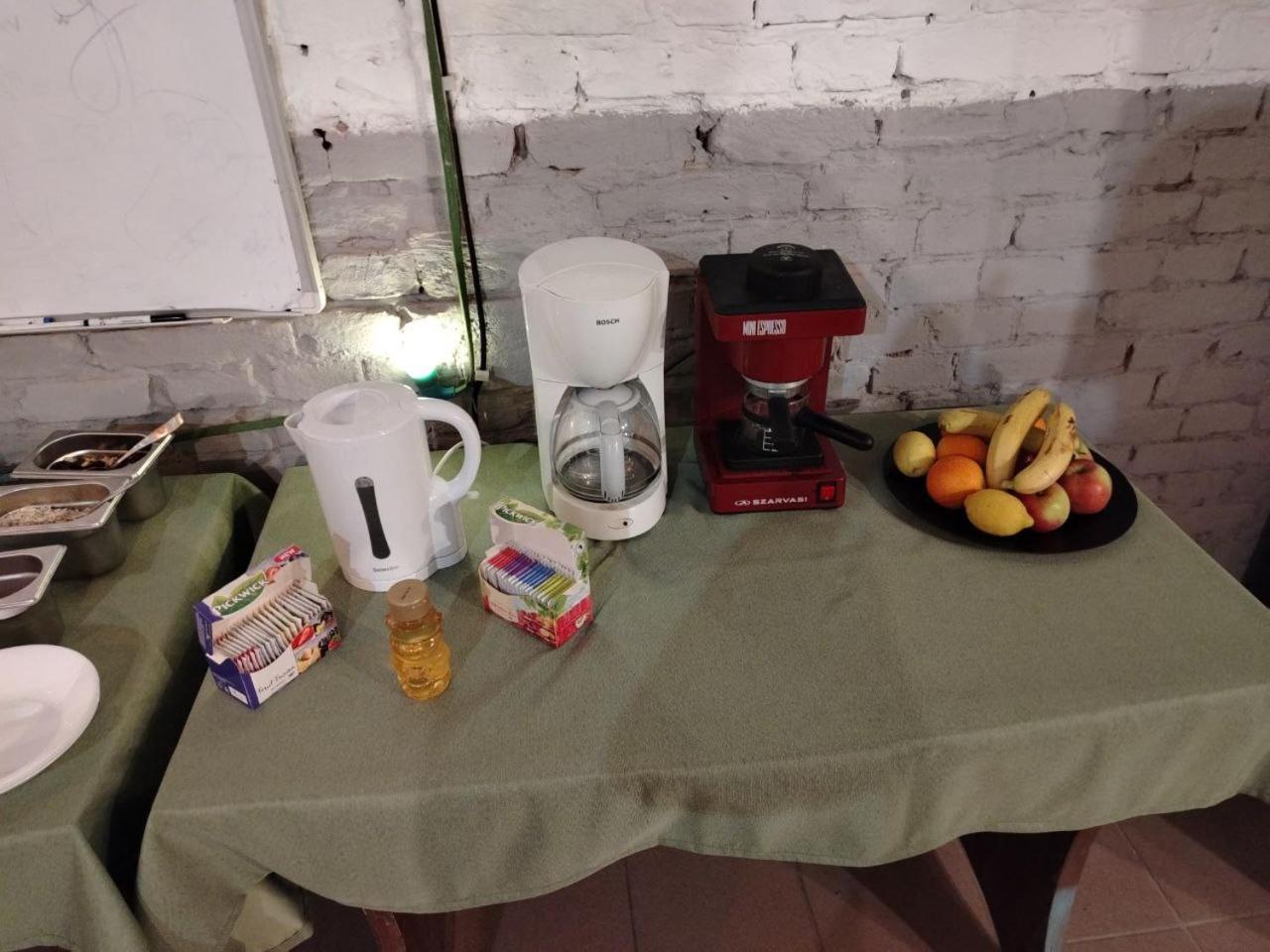 Coffee/tea facilities